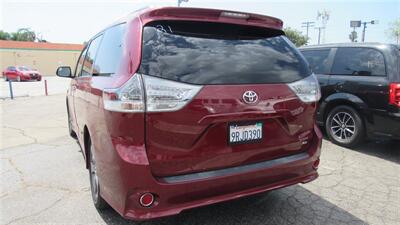 2015 Toyota Sienna SE Premium 8-Passeng   - Photo 8 - Downey, CA 90241