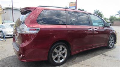 2015 Toyota Sienna SE Premium 8-Passeng   - Photo 23 - Downey, CA 90241