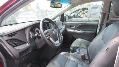 2015 Toyota Sienna SE Premium 8-Passeng   - Photo 20 - Downey, CA 90241