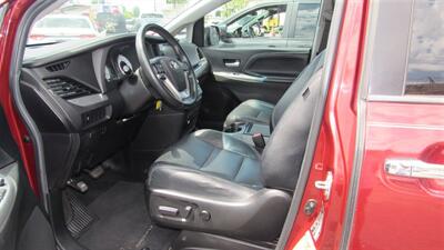 2015 Toyota Sienna SE Premium 8-Passeng   - Photo 13 - Downey, CA 90241