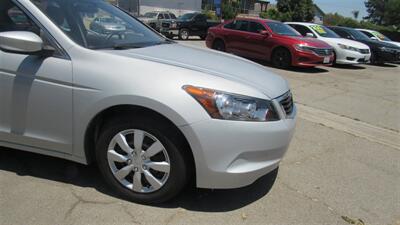 2010 Honda Accord LX - Photo 2 - Downey, CA 90241