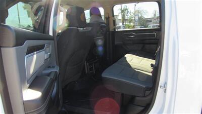 2020 RAM 1500 Big Horn   - Photo 13 - Downey, CA 90241