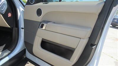 2016 Land Rover Range Rover Sport HSE   - Photo 21 - Downey, CA 90241