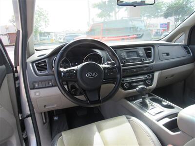 2016 Kia Sedona LX Plus   - Photo 9 - Downey, CA 90241