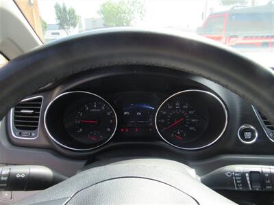 2016 Kia Sedona LX Plus   - Photo 5 - Downey, CA 90241
