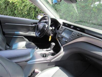 2019 Toyota Camry SE   - Photo 15 - Downey, CA 90241