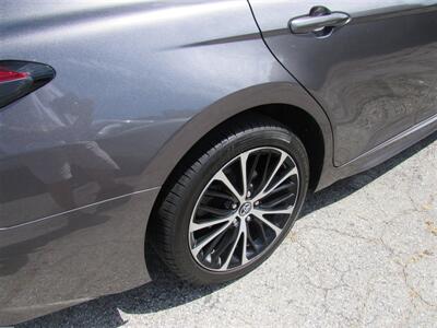 2019 Toyota Camry SE   - Photo 13 - Downey, CA 90241