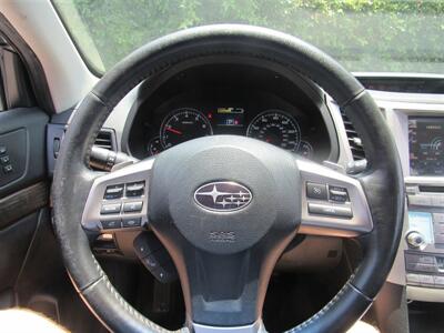2013 Subaru Outback 2.5i Limited   - Photo 10 - Downey, CA 90241
