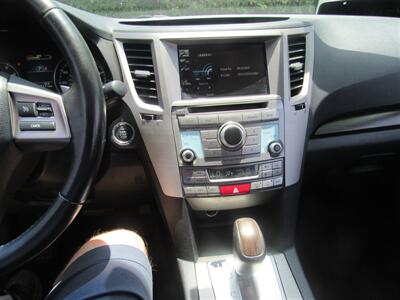 2013 Subaru Outback 2.5i Limited   - Photo 12 - Downey, CA 90241