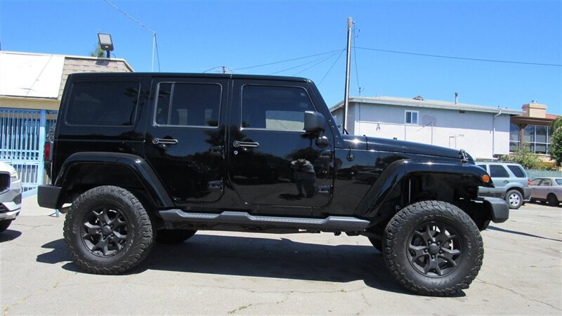 2018 Jeep Wrangler JK Unlimited Sahara   - Photo 1 - Downey, CA 90241