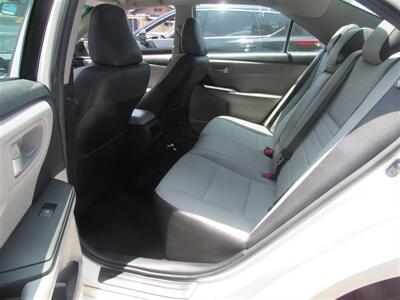 2016 Toyota Camry SE   - Photo 23 - Downey, CA 90241