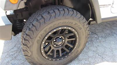 2015 Jeep Wrangler Rubicon - Photo 5 - Downey, CA 90241