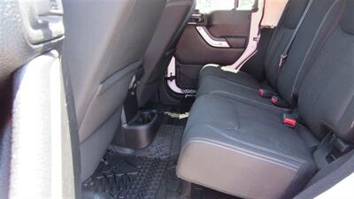 2015 Jeep Wrangler Rubicon - Photo 14 - Downey, CA 90241