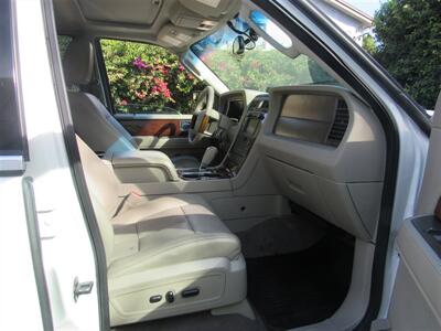 2012 Lincoln Navigator   - Photo 21 - Downey, CA 90241