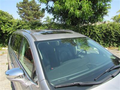 2018 Chrysler Pacifica Limited   - Photo 4 - Downey, CA 90241