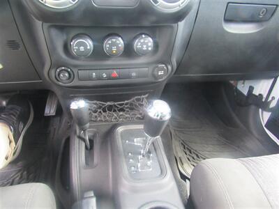 2012 Jeep Wrangler Sahara   - Photo 16 - Downey, CA 90241