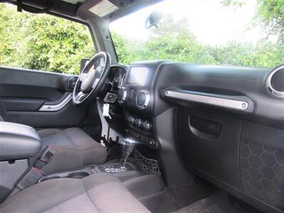 2012 Jeep Wrangler Sahara   - Photo 11 - Downey, CA 90241