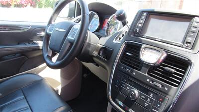 2013 Chrysler Town & Country Touring - Photo 32 - Downey, CA 90241