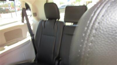2013 Chrysler Town & Country Touring - Photo 17 - Downey, CA 90241