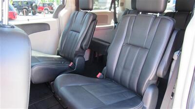 2013 Chrysler Town & Country Touring - Photo 16 - Downey, CA 90241