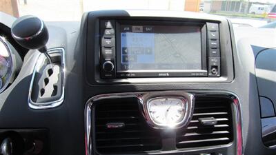 2013 Chrysler Town & Country Touring - Photo 11 - Downey, CA 90241