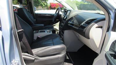 2013 Chrysler Town & Country Touring - Photo 35 - Downey, CA 90241