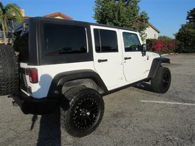 2013 Jeep Wrangler Rubicon   - Photo 13 - Downey, CA 90241