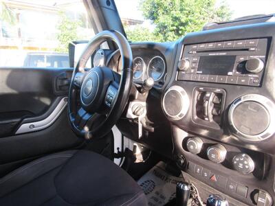 2013 Jeep Wrangler Rubicon   - Photo 17 - Downey, CA 90241