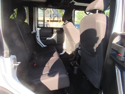 2013 Jeep Wrangler Rubicon   - Photo 15 - Downey, CA 90241