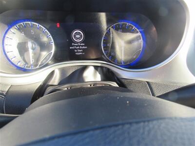 2018 Chrysler Pacifica Limited   - Photo 6 - Downey, CA 90241