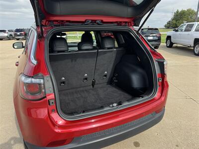 2025 Jeep Compass Limited  4x4 - Photo 18 - Lone Tree, IA 52755