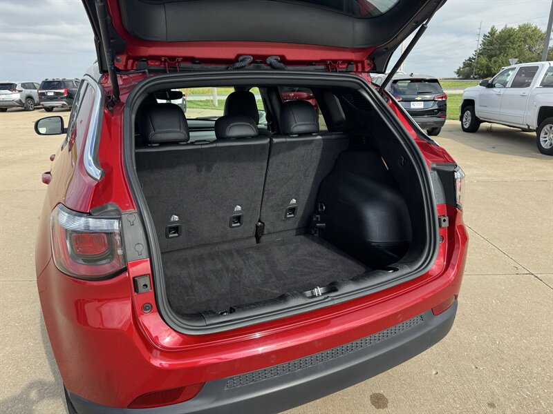 2025 Jeep Compass Limited - Photo 18
