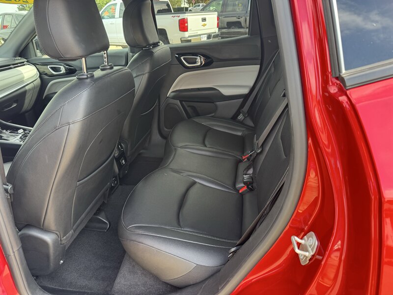 2025 Jeep Compass Limited - Photo 13