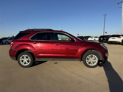 2017 Chevrolet Equinox LT   - Photo 4 - Lone Tree, IA 52755