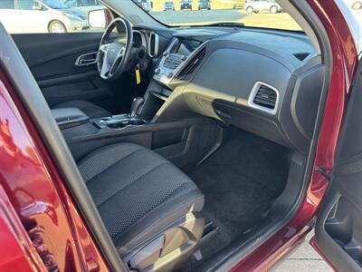2017 Chevrolet Equinox LT   - Photo 15 - Lone Tree, IA 52755