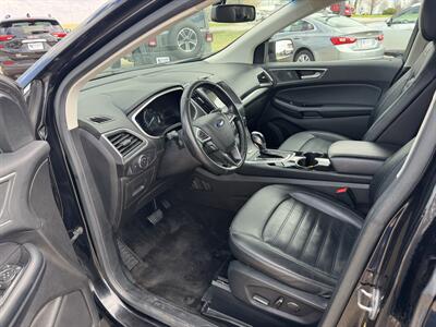 2017 Ford Edge SEL  AWD - Photo 7 - Lone Tree, IA 52755