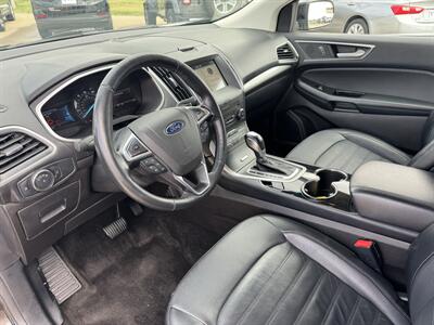 2017 Ford Edge SEL  AWD - Photo 9 - Lone Tree, IA 52755