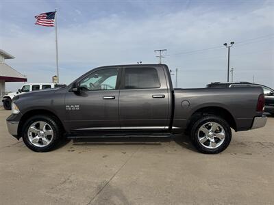 2015 RAM 1500 SLT  Crew Cab 4x4 - Photo 4 - Lone Tree, IA 52755