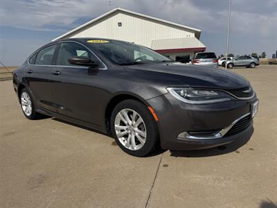 2015 Chrysler 200 Limited Sedan