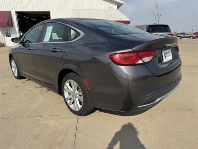 2015 Chrysler 200 Limited - Photo 3 - Lone Tree, IA 52755