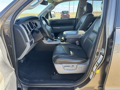 2013 Toyota Tundra Grade  Crew Cab 4x4 - Photo 7 - Lone Tree, IA 52755