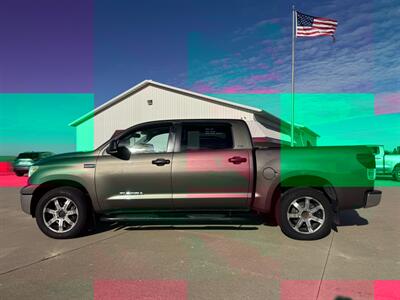 2013 Toyota Tundra Grade  Crew Cab 4x4 - Photo 4 - Lone Tree, IA 52755