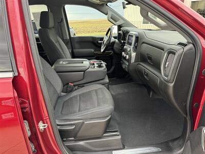 2019 GMC Sierra 1500 SLE  Crew Cab 4x4 - Photo 16 - Lone Tree, IA 52755