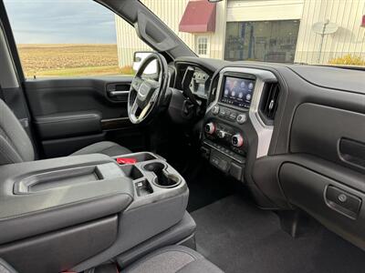 2019 GMC Sierra 1500 SLE  Crew Cab 4x4 - Photo 14 - Lone Tree, IA 52755