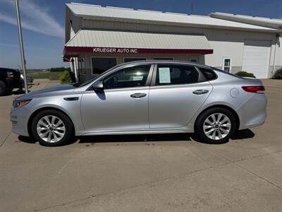 2016 Kia Optima LX   - Photo 4 - Lone Tree, IA 52755