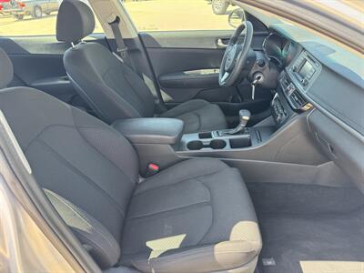 2016 Kia Optima LX   - Photo 14 - Lone Tree, IA 52755