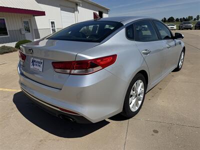 2016 Kia Optima LX   - Photo 6 - Lone Tree, IA 52755