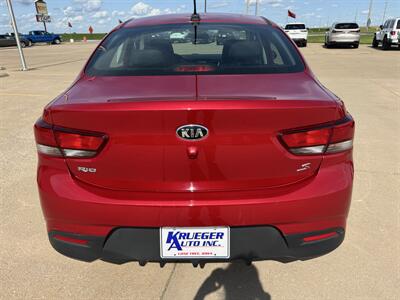 2018 Kia Rio LX   - Photo 15 - Lone Tree, IA 52755