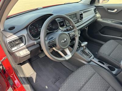 2018 Kia Rio LX   - Photo 8 - Lone Tree, IA 52755
