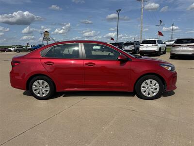 2018 Kia Rio LX   - Photo 4 - Lone Tree, IA 52755